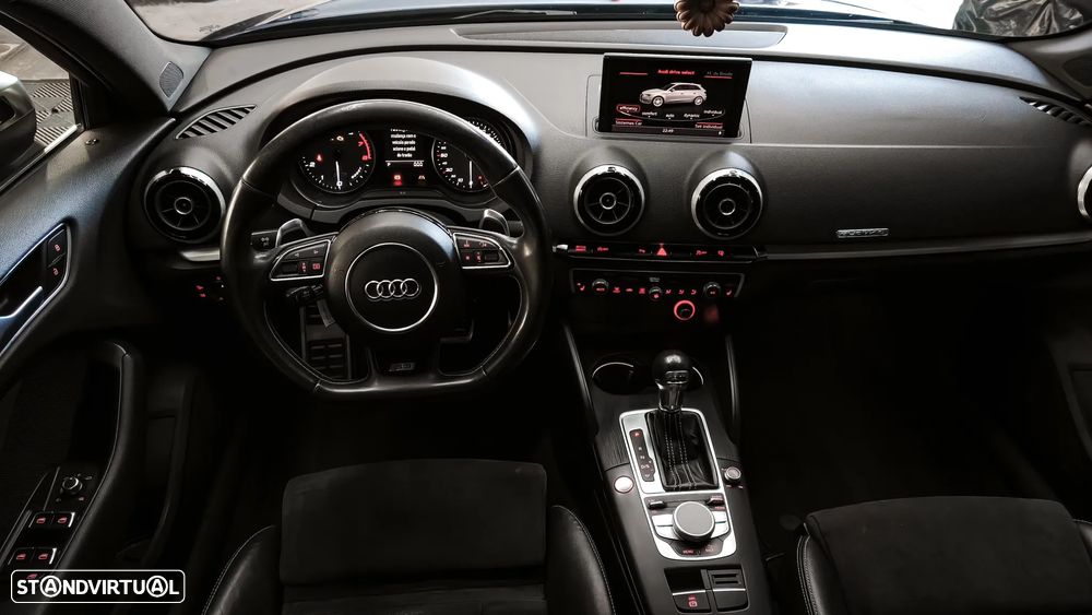 Audi S3 Sportback 2.0 TFSi quattro S tronic - 10