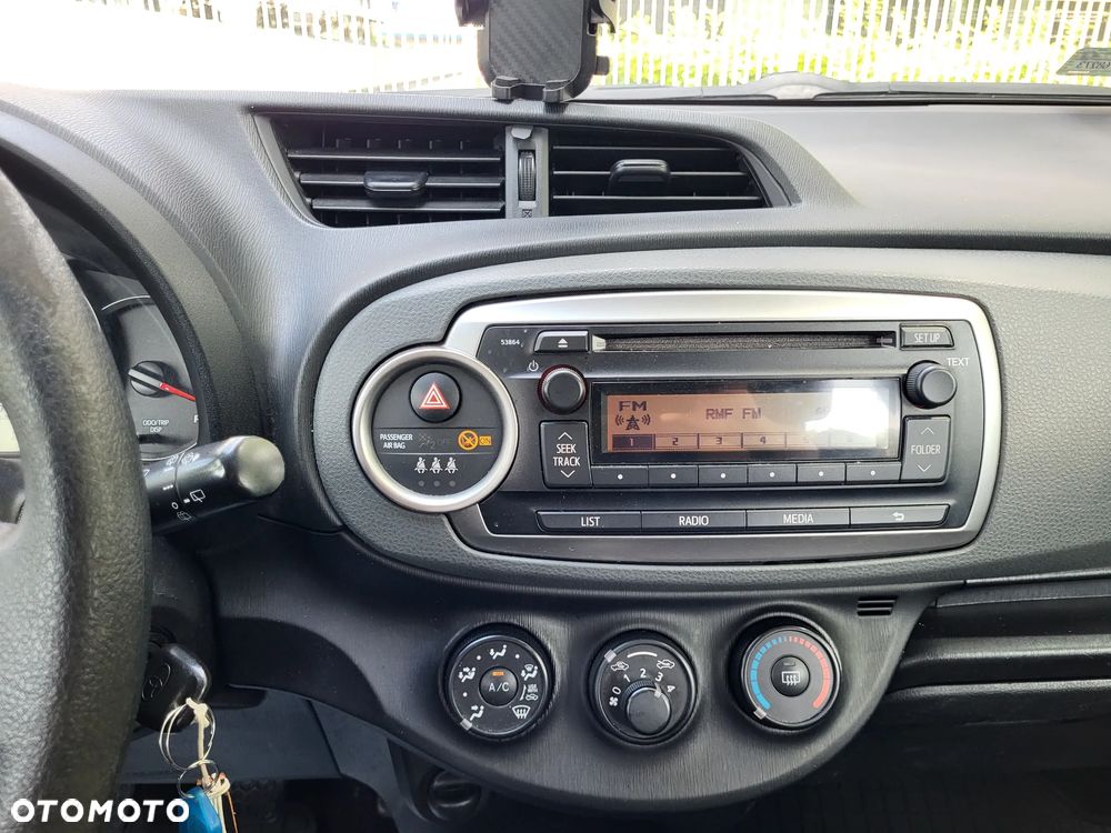 Toyota Yaris 1.0 Life - 12