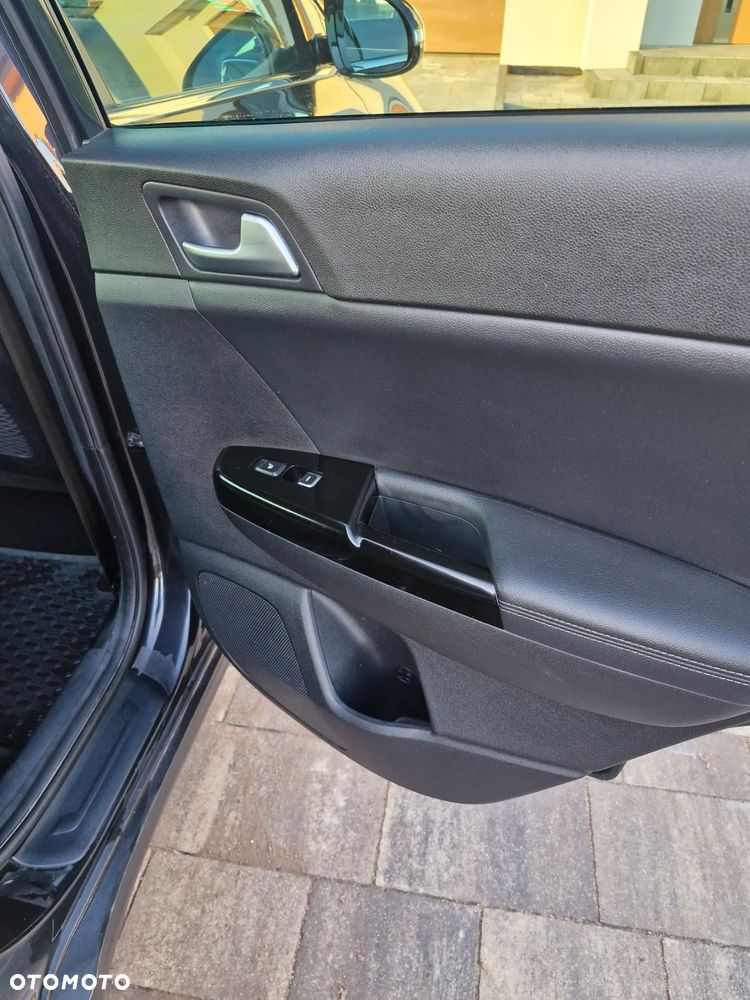 Kia Sportage 1.6 GDI Business Line 2WD - 18