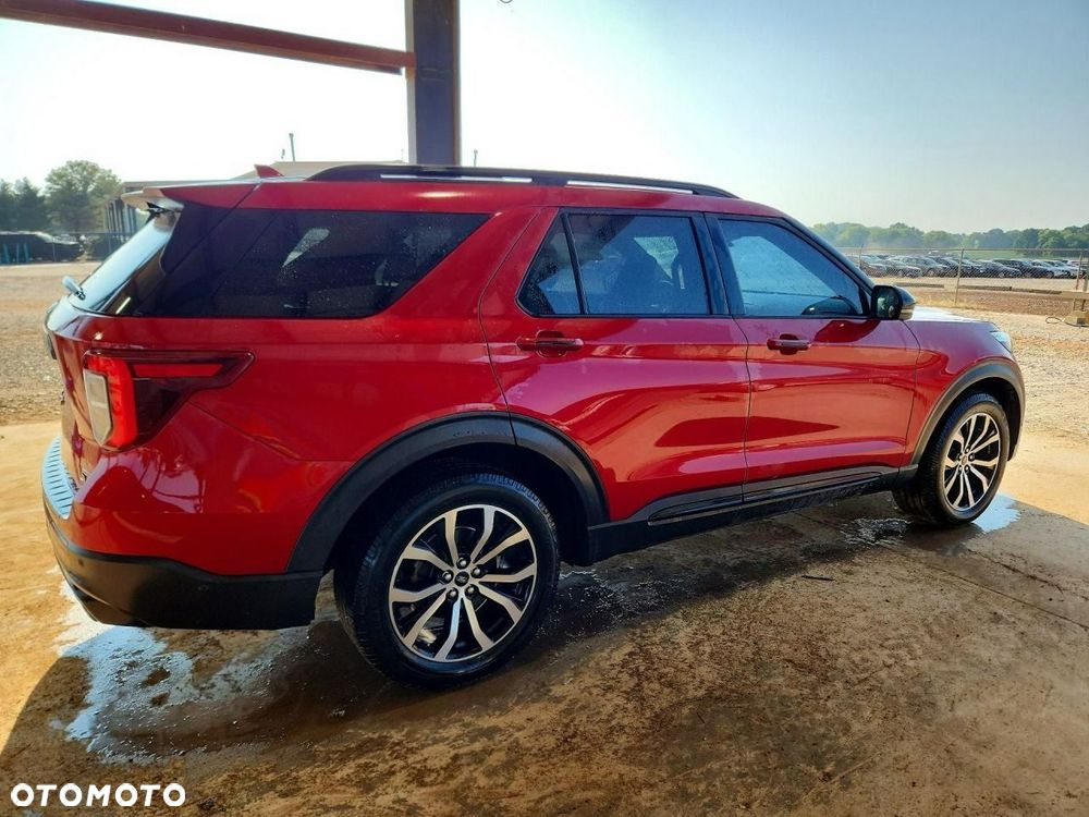 Ford Explorer - 3