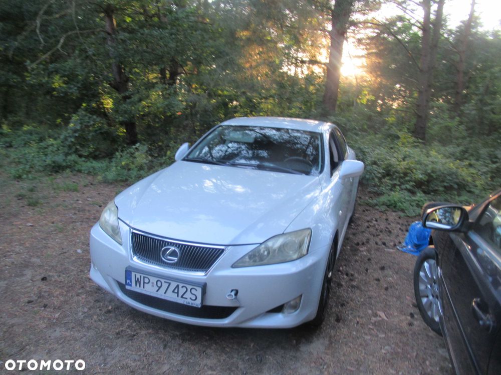 Lexus IS - 5