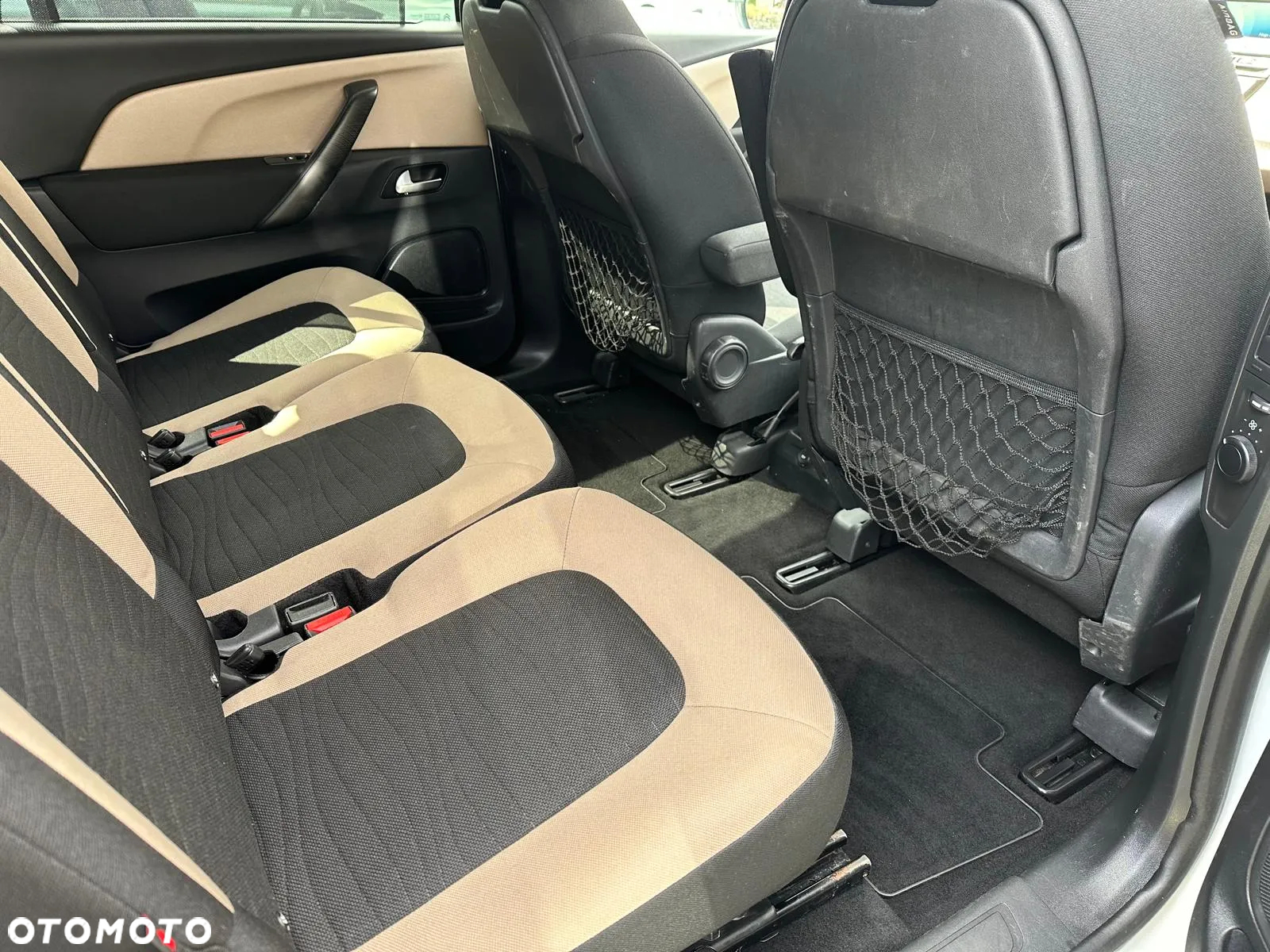 Citroën C4 Picasso e-HDi 115 ETG6 Intensive - 4