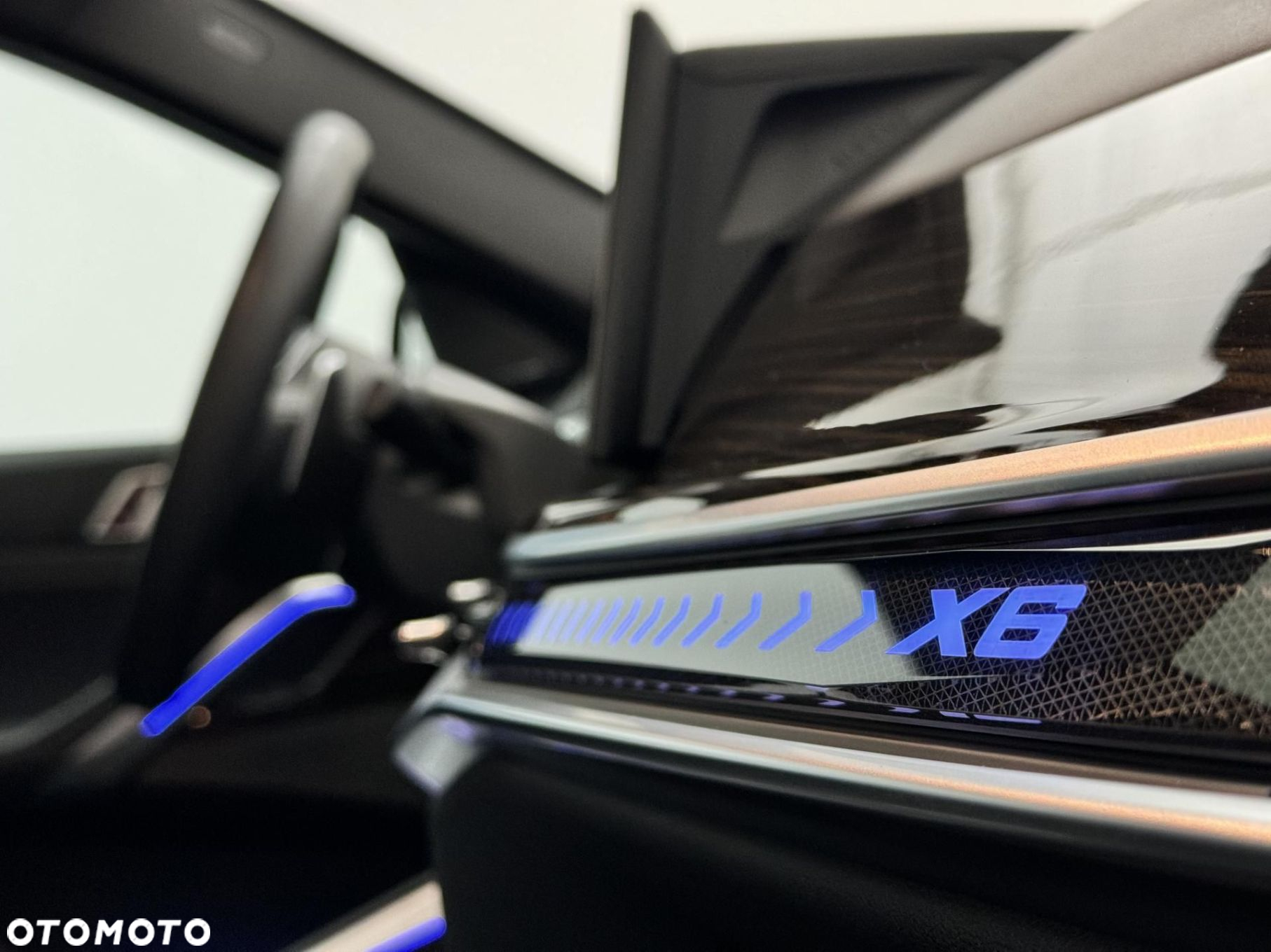 BMW X6 - 14