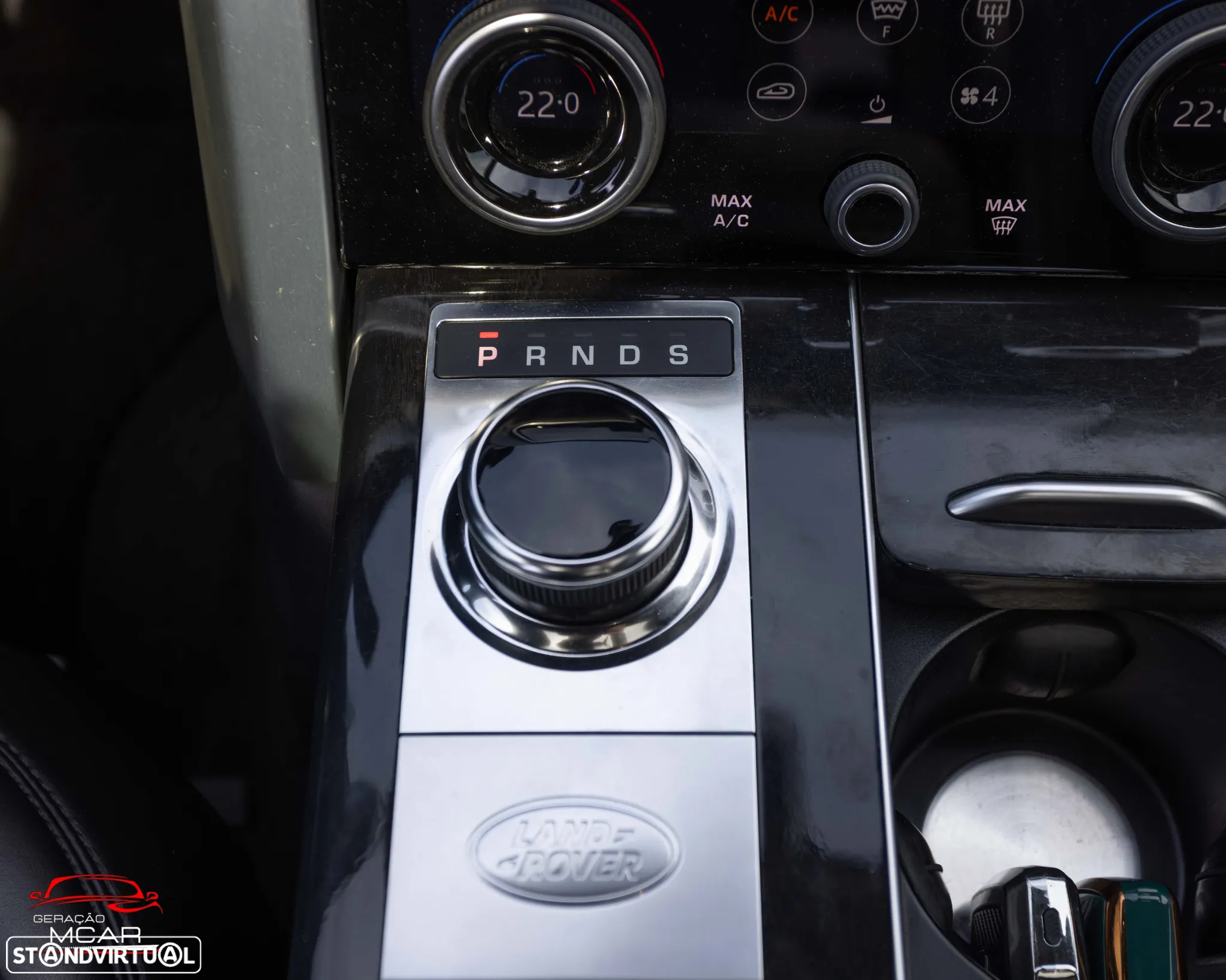 Land Rover Range Rover RR.3.0 SDV6 HEV Autobiography - 17