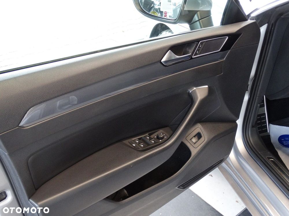 Volkswagen Arteon - 9