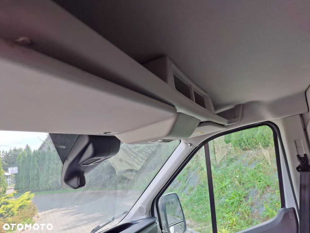 Ford Transit - 9