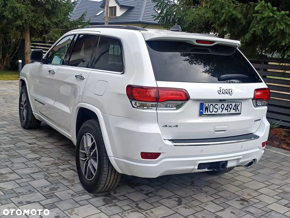 Jeep Grand Cherokee - 31
