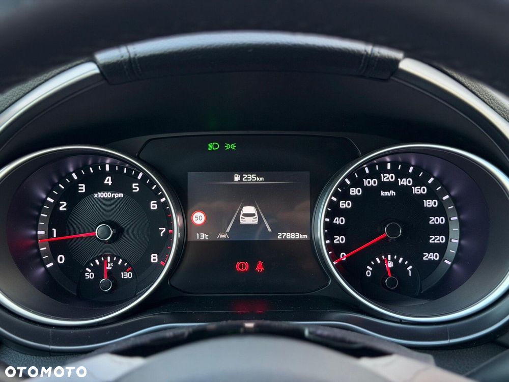 Kia Ceed - 24