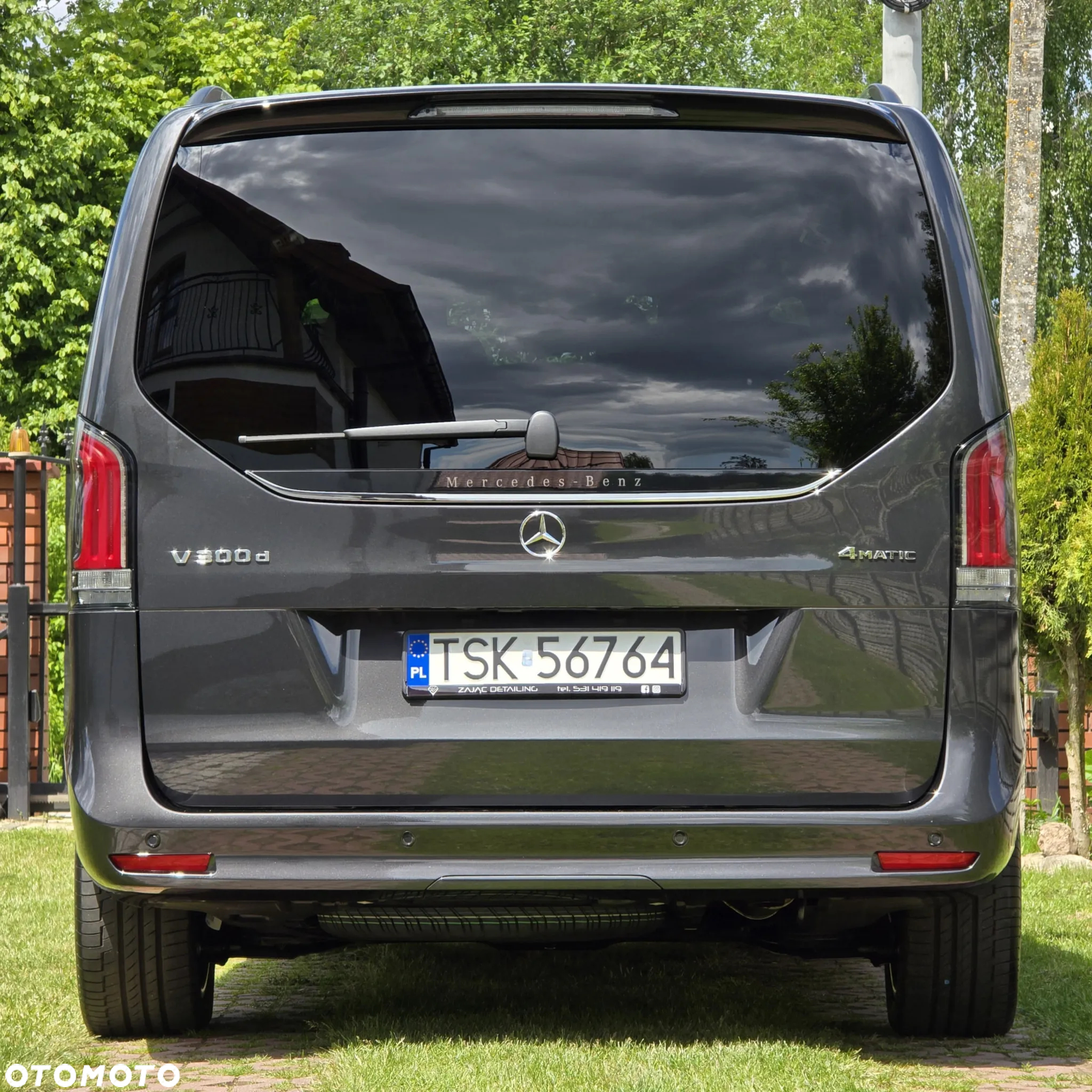 Mercedes-Benz Klasa V 300 d 4-Matic 9G-Tronic Exclusive (d³ugi) - 25
