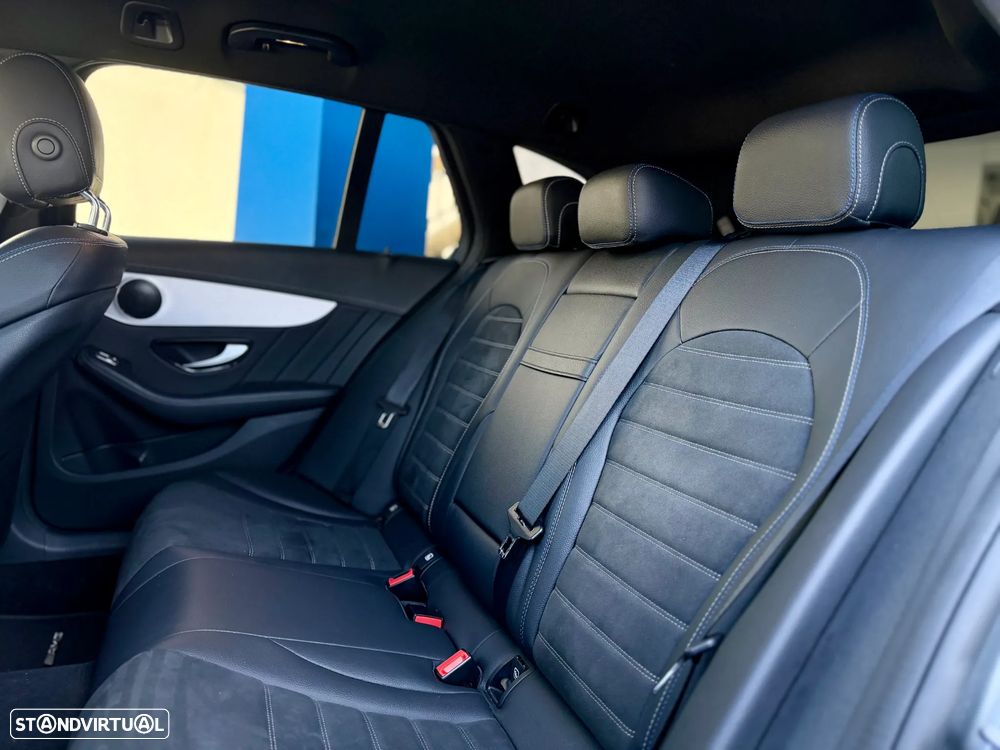 Mercedes-Benz C 300 de AMG Line - 14