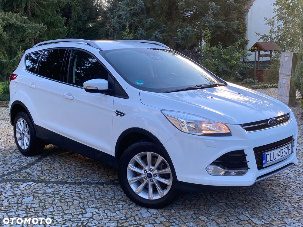 Ford Kuga 2.0 TDCi 2x4 Titanium - 10