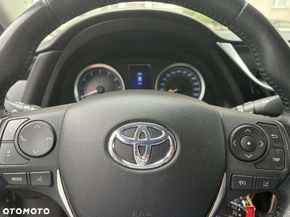 Toyota Corolla 1.6 Comfort - 13