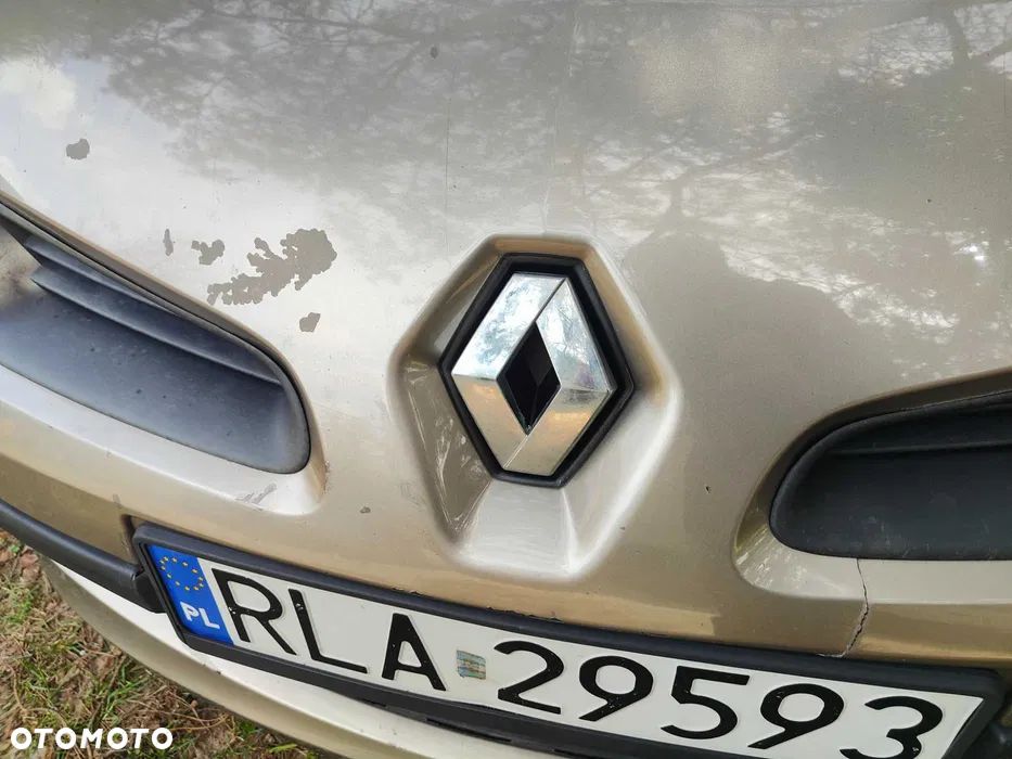 Renault Clio - 13