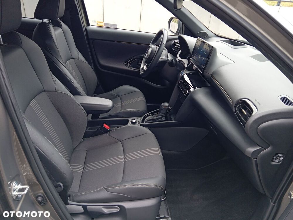 Toyota Yaris Cross - 10