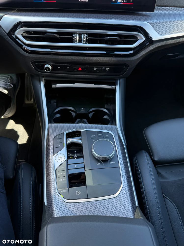 BMW Seria 3 320d xDrive M Sport sport - 35