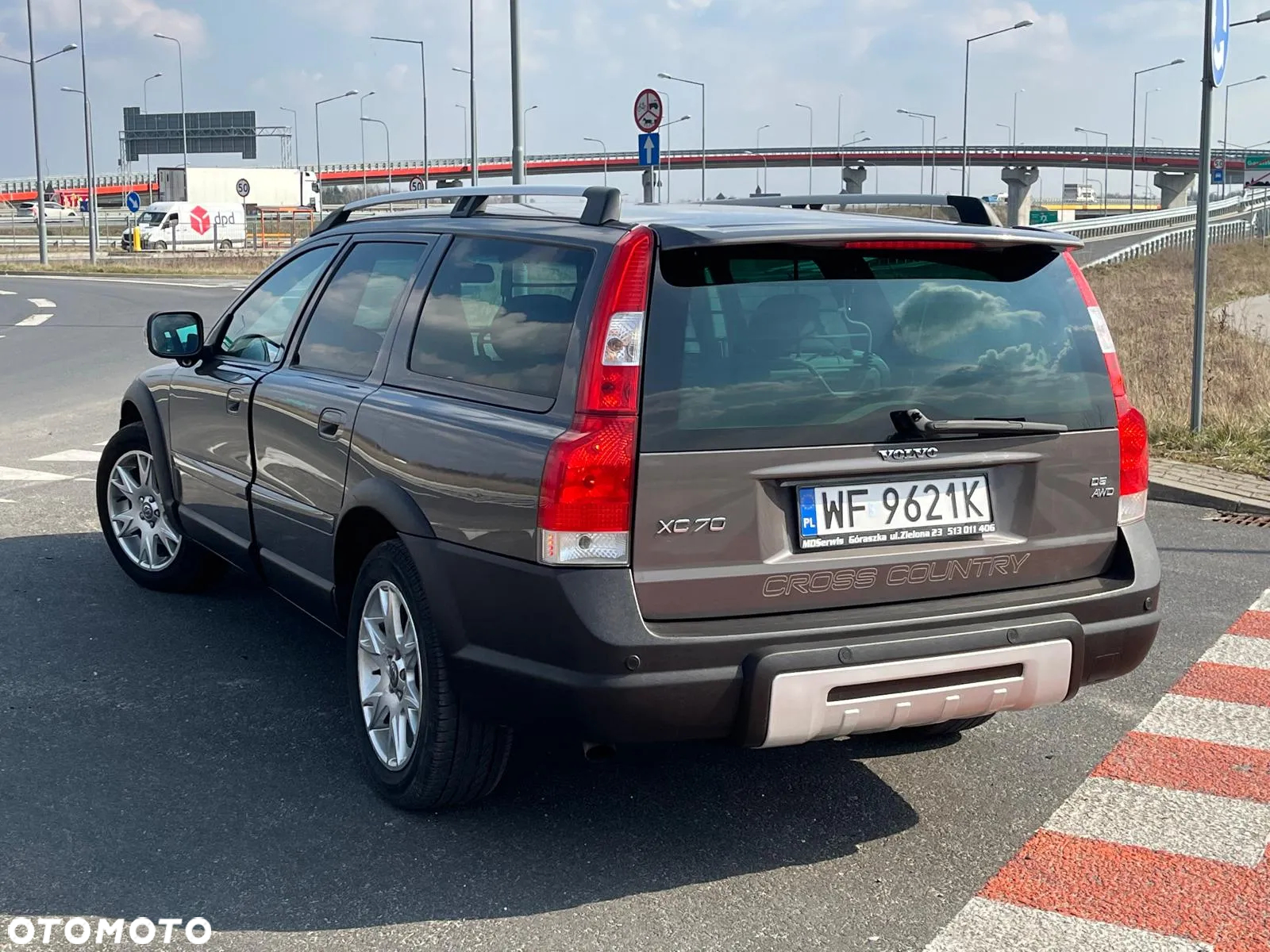 Volvo XC 70 D5 AWD Momentum - 7