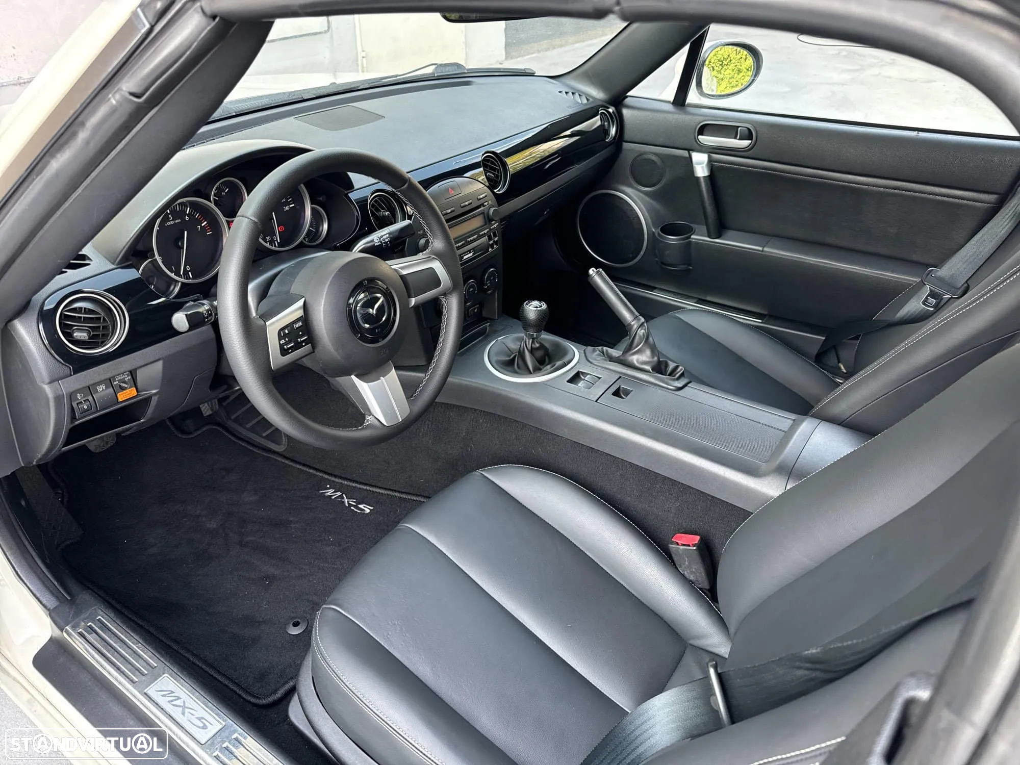 Mazda MX-5 - 10