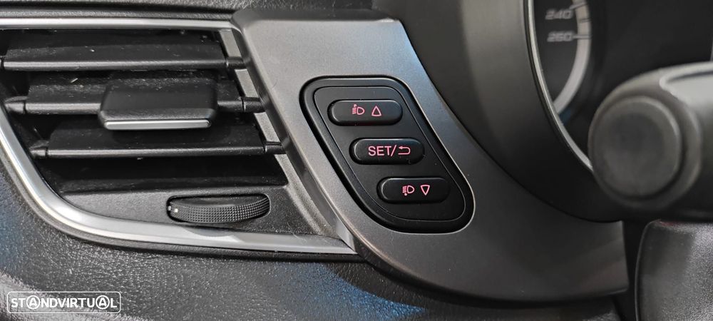 Alfa Romeo Giulietta 1.6 JTDM Exclusive - 43