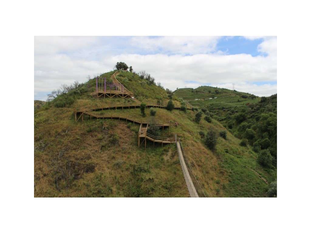 Casa rural para recuperar em Aldeia Histórica - Grande imagem: 3/14