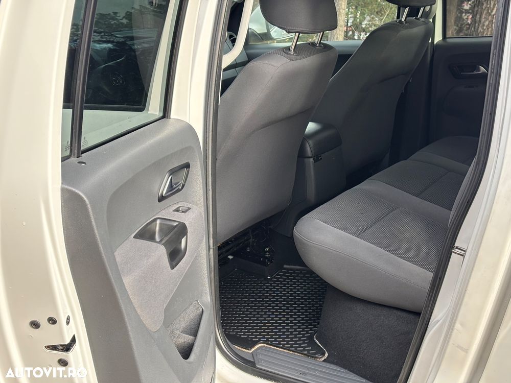 Volkswagen Amarok - 20