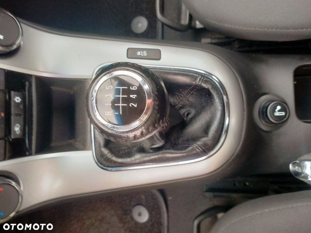 Chevrolet Cruze - 25