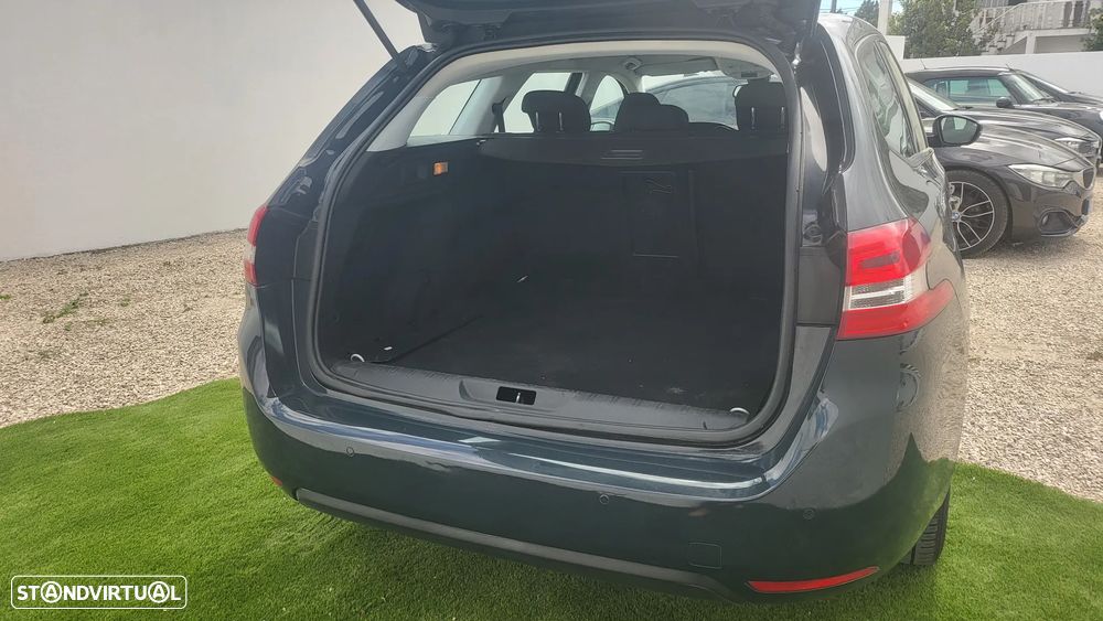 Peugeot 308 SW BlueHDi 120 Stop & Start Style - 11