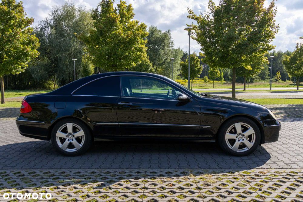 Mercedes-Benz CLK - 3