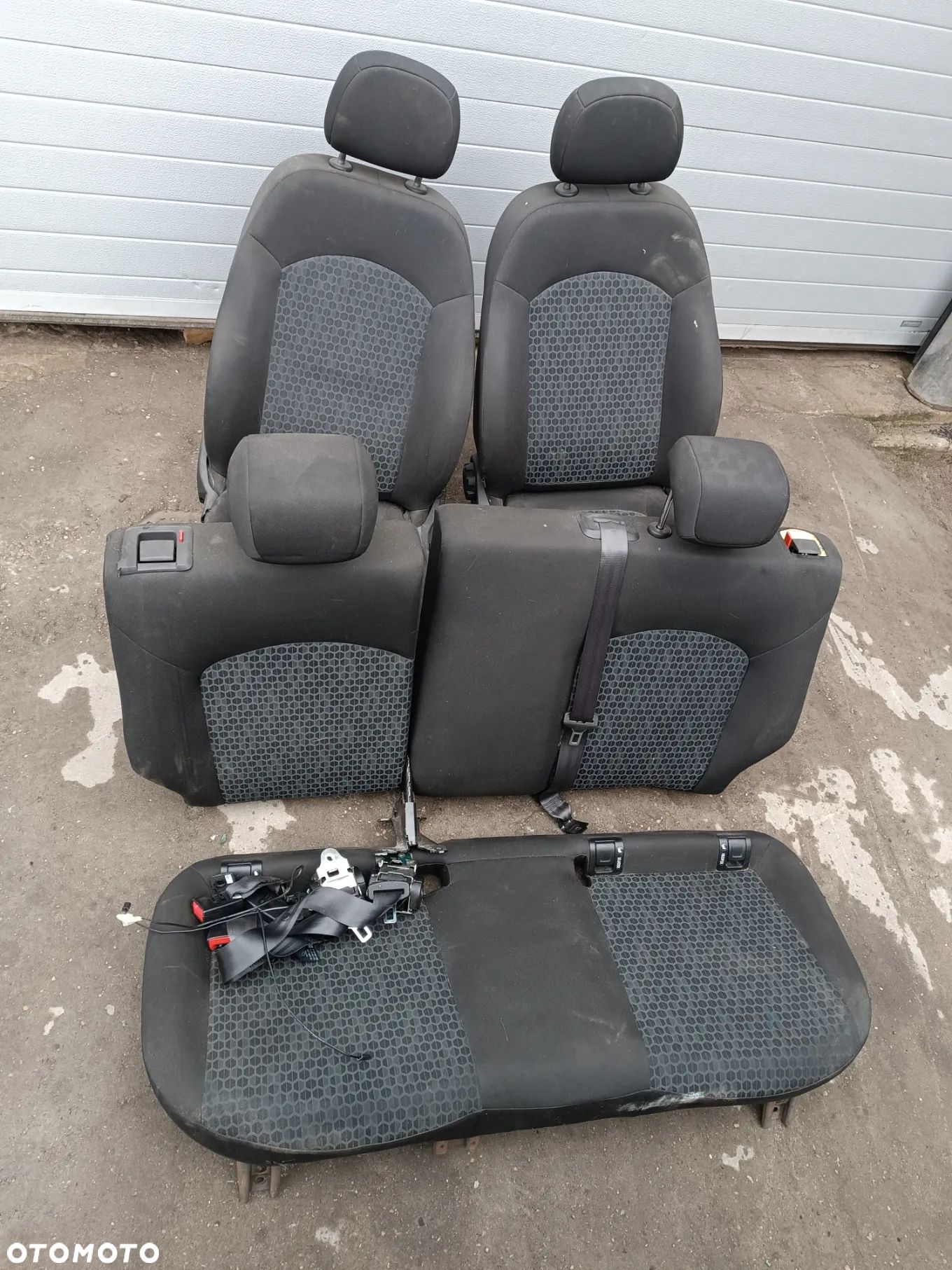 FOTELE PRZÓD TYŁ WNĘTRZE OPEL CORSA E - 1