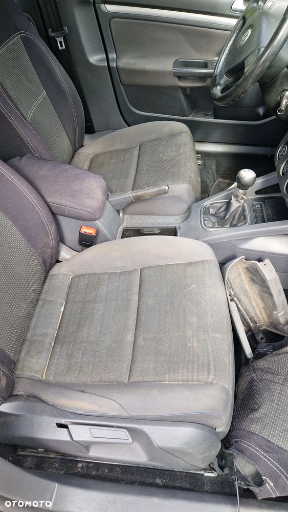 Sprzedam fotel lewy lub prawy Volkswagen Golf V - 2