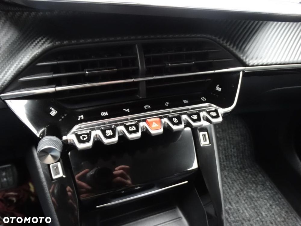 Peugeot 2008 - 16