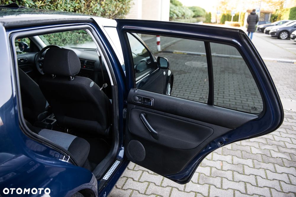 Volkswagen Golf 1.4 Comfortline - 23