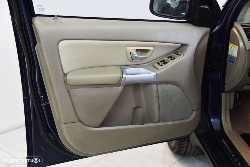 Volvo XC 90 2.4 D5 7L Executive - 28