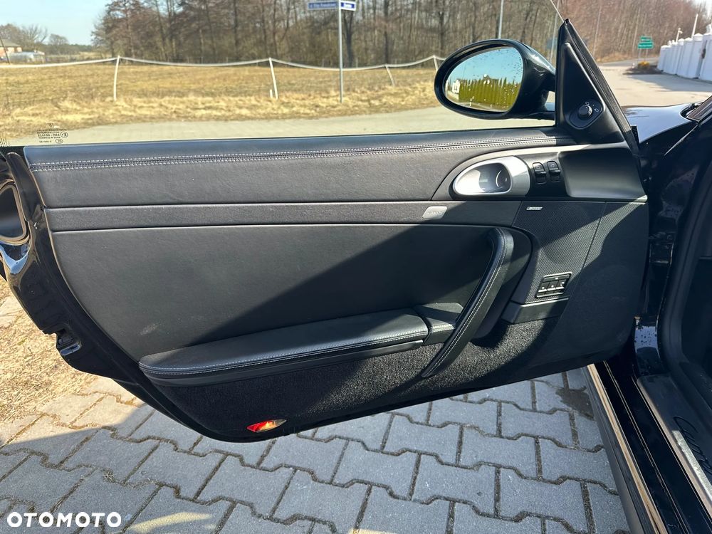 Porsche 911 Carrera 4 GTS PDK - 20