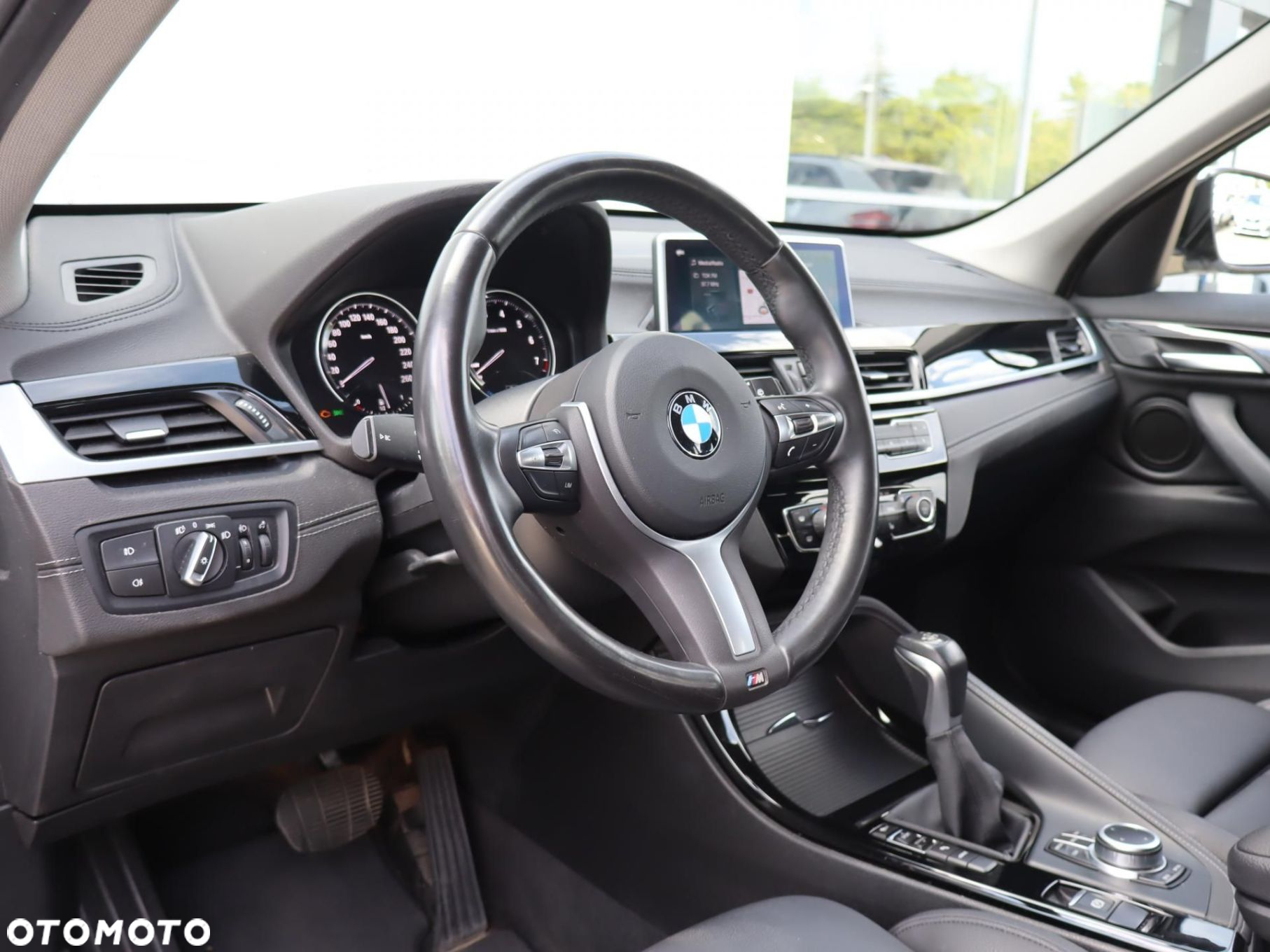 BMW X1 - 5