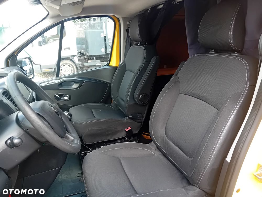 Renault Trafic Pilot - 19