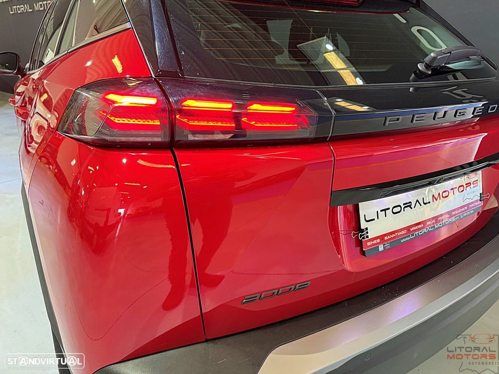 Peugeot 2008 1.2 PureTech SE Style - 8