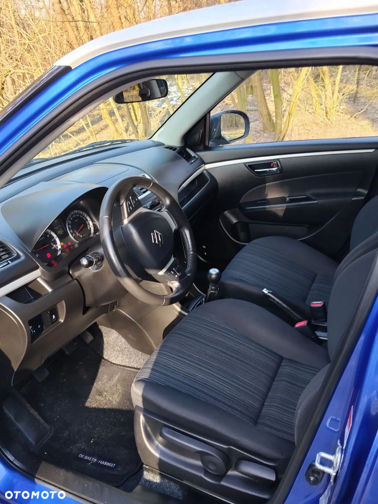 Suzuki Swift - 7