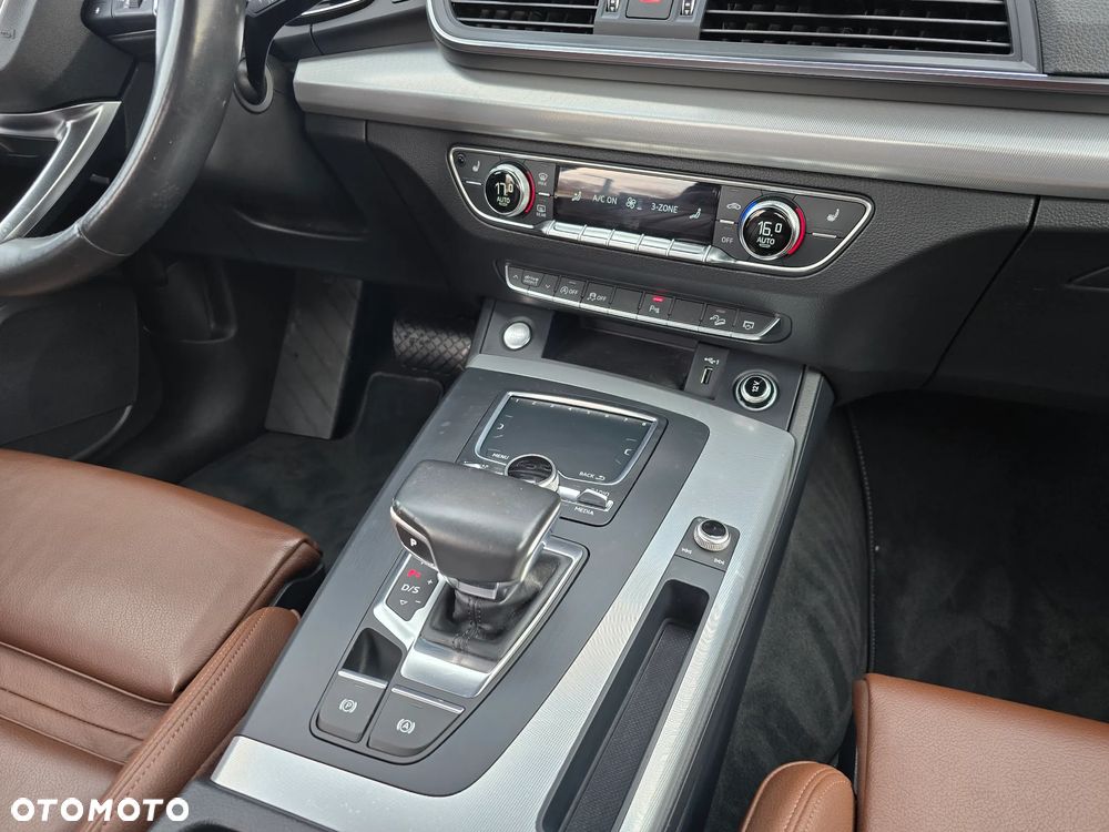 Audi Q5 2.0 TDI Quattro S tronic - 33