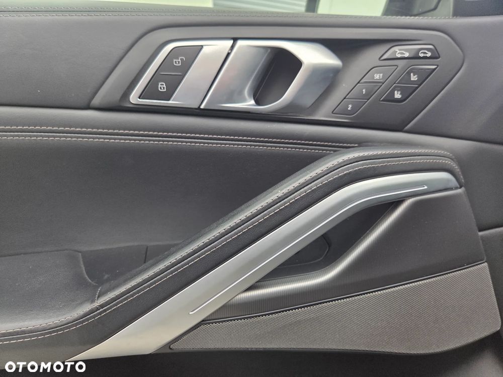 BMW X6 - 21