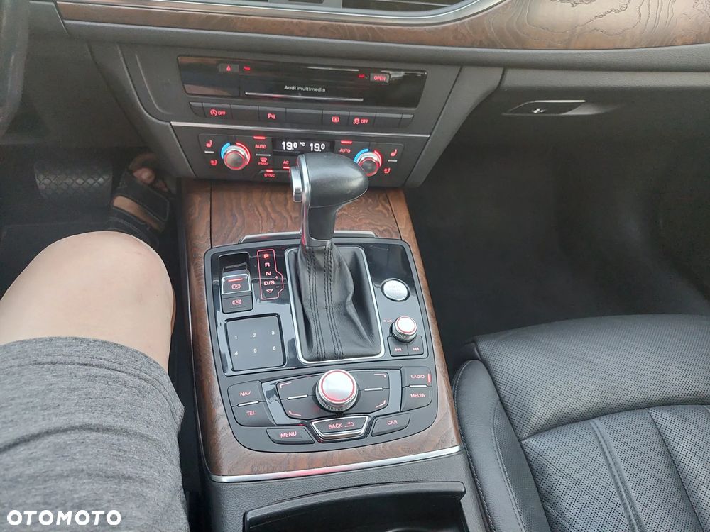 Audi A6 - 24