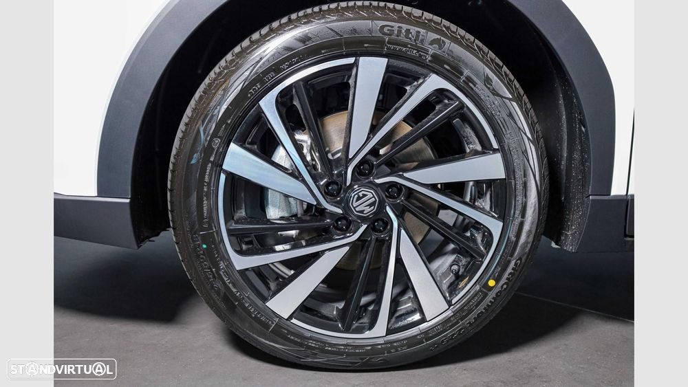 MG ZS 1.5 Hybrid+ Luxury - 5