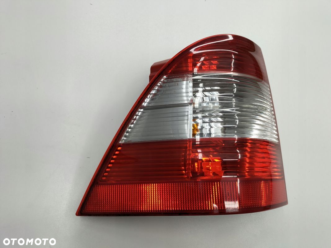 LAMPA LEWA TYŁ TYLNA A1638201964 MERCEDES ML W163 - 2