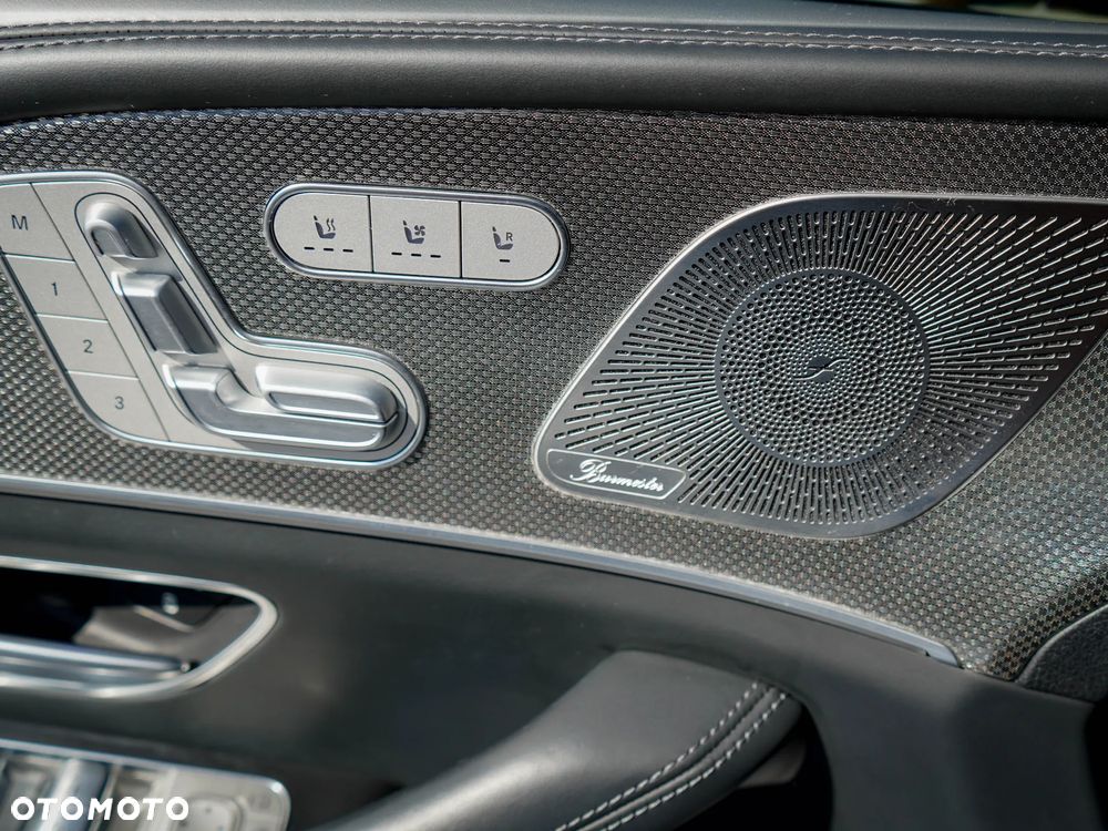 Mercedes-Benz GLE - 32