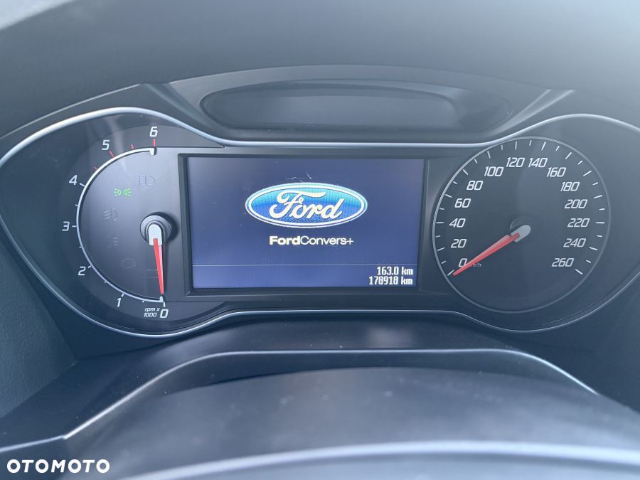 Ford S-Max - 7