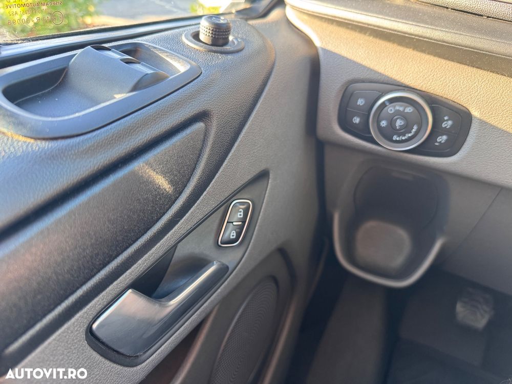 Ford Transit Custom - 17
