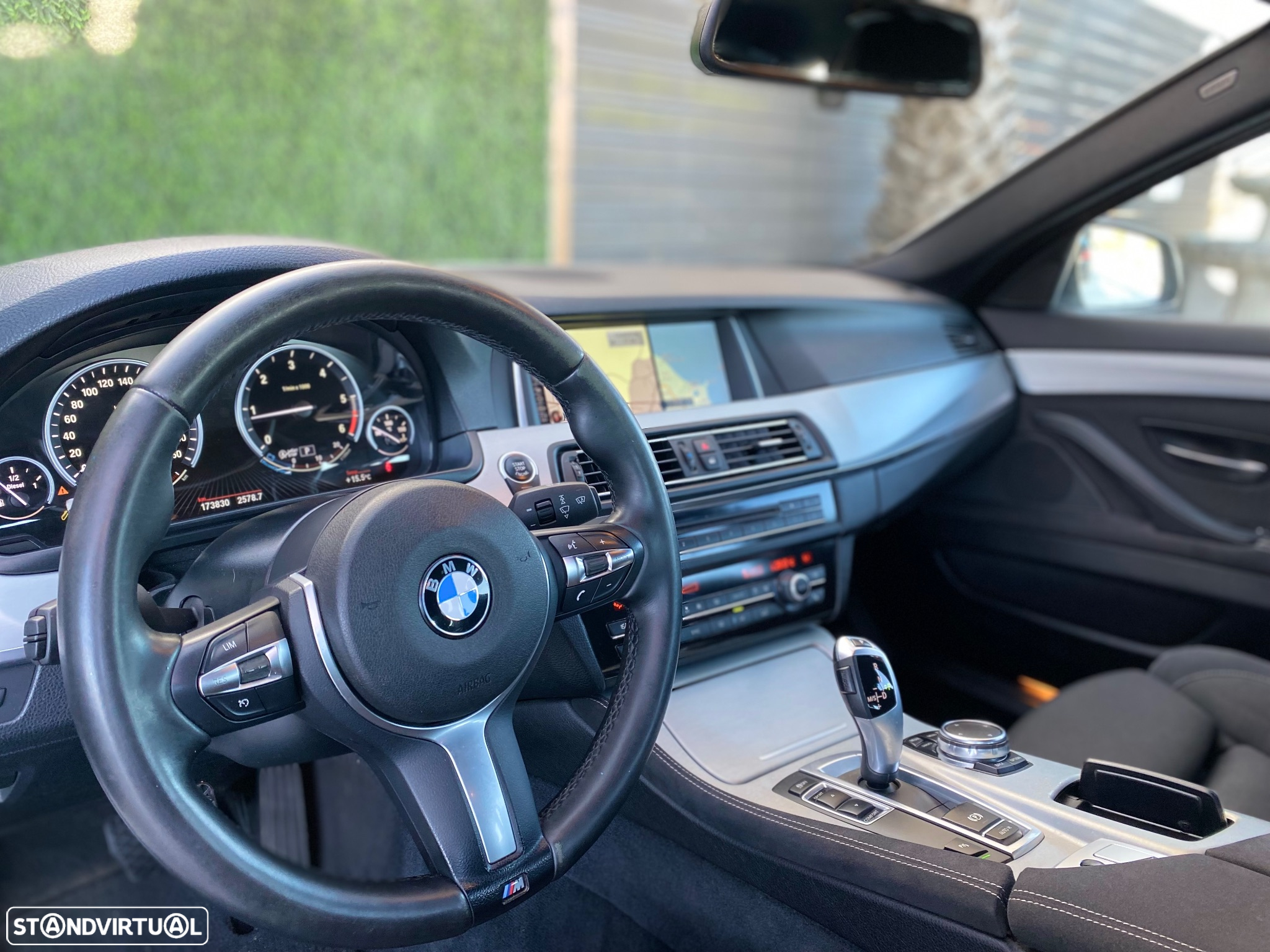 BMW 520 d Pack M Auto - 31
