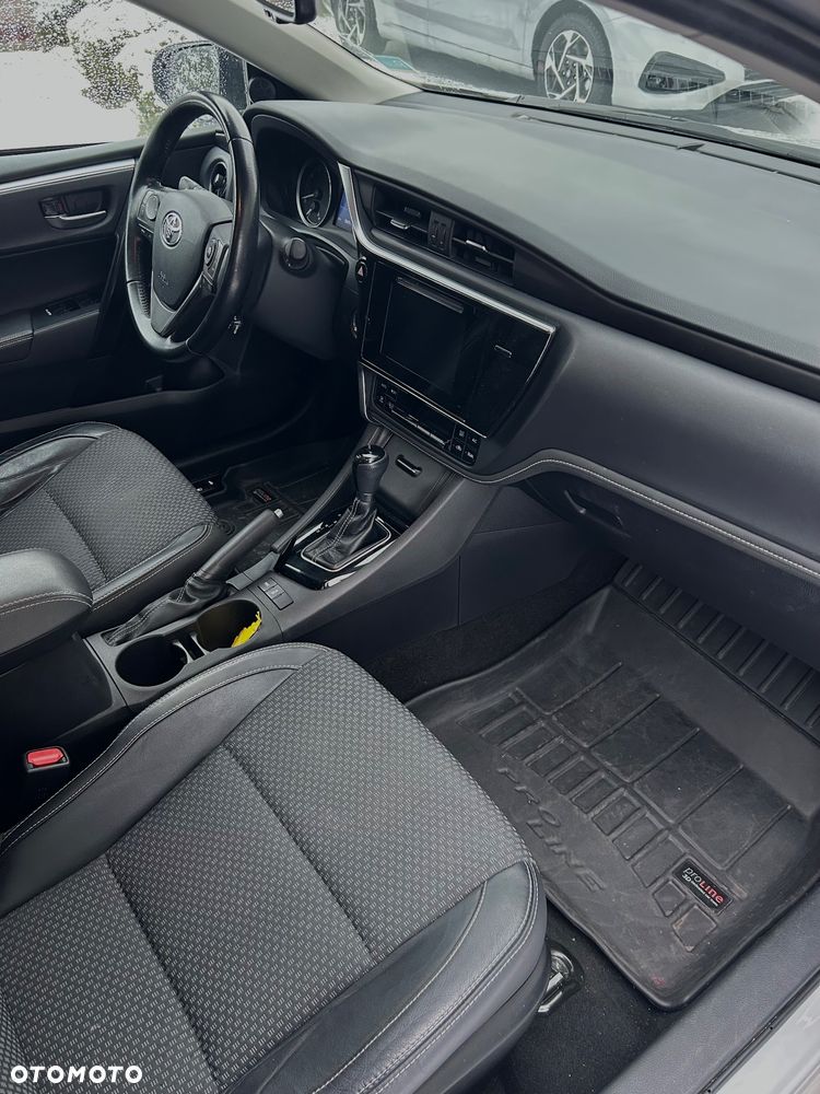 Toyota Corolla 1.6 Prestige MS - 11