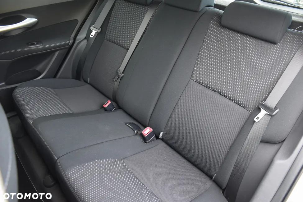 Toyota Auris 2.0 D-4D Prestige - 36