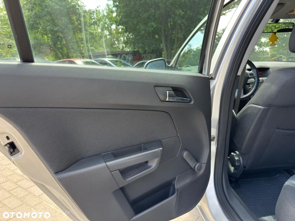 Opel Astra - 10