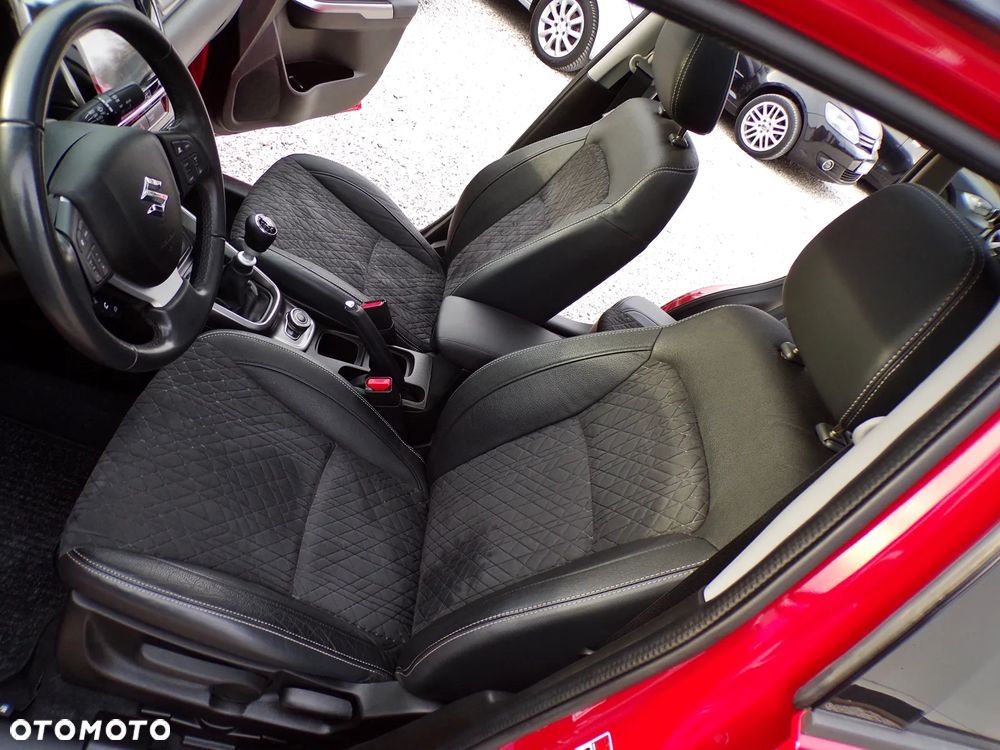 Suzuki Vitara 1.4 Boosterjet Hybrid Allgrip Comfort+ - 27